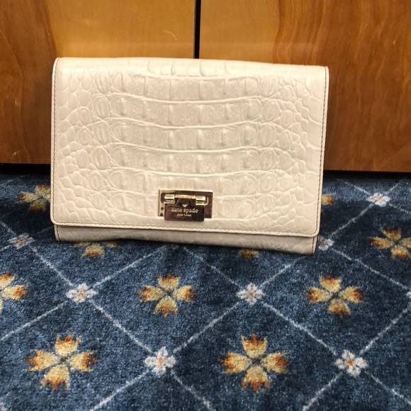 Kate Spade Crossbody Bag - Picture 2 of 6